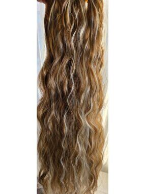 Reecho 20" Brown with Blonde Highlights Wavy/Curly 4-piece Hair Extensions
